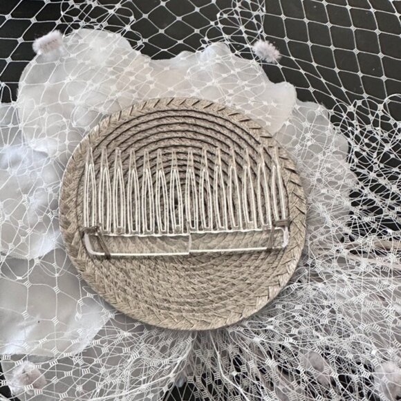 KAKY Fascinator Grey Veiled Hat (NWT) - Picture 8 of 8